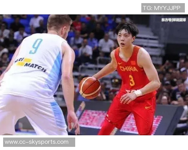 胡明轩状态低迷表现不佳11投仅3中三分球命中率低迷贡献10分7篮板4助攻