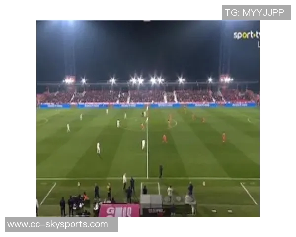 南德斯补射破门助力球队扩大领先优势胜利队陷入困境 南德斯补射破门助力球队扩大领先优势胜利队陷入困境